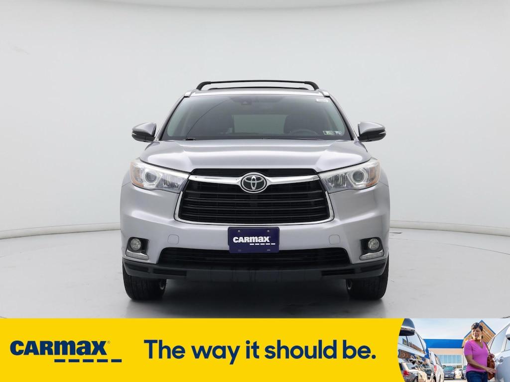 used 2015 Toyota Highlander car, priced at $24,998