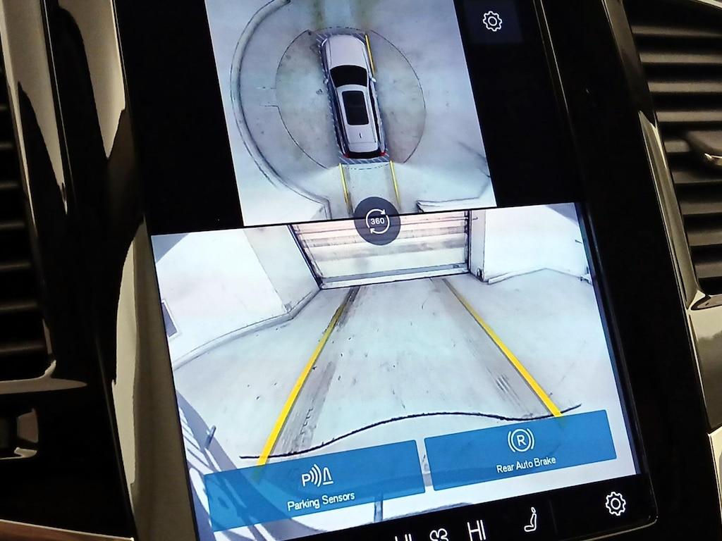 used 2024 Volvo XC90 Recharge Plug-In Hybrid car, priced at $54,998