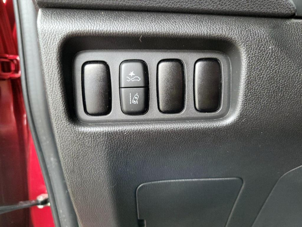 used 2021 Mitsubishi Outlander Sport car, priced at $17,998