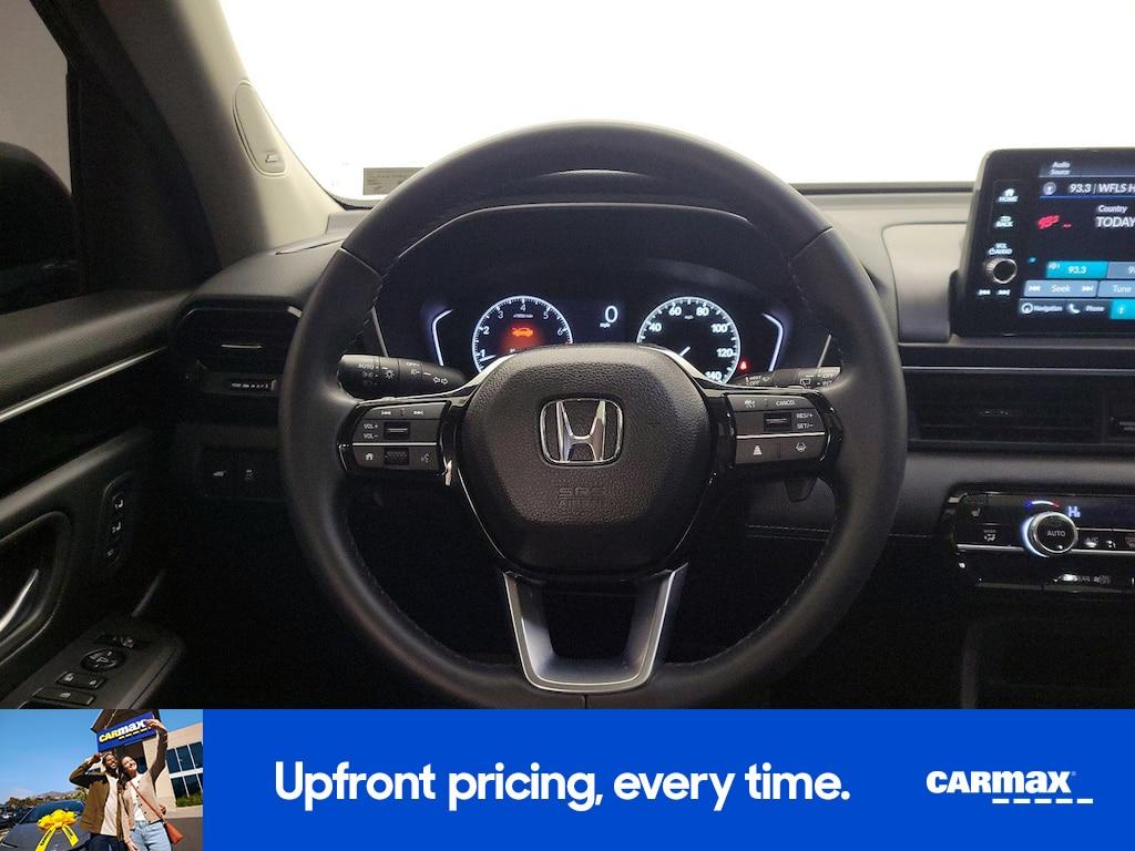 used 2025 Honda Pilot car, priced at $47,998