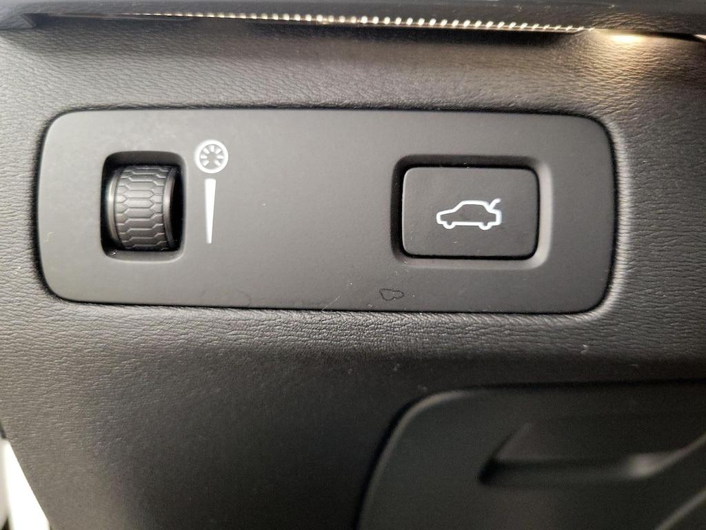 used 2018 Volvo XC90 car, priced at $25,998