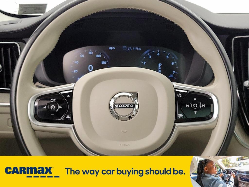 used 2020 Volvo XC60 car, priced at $32,998