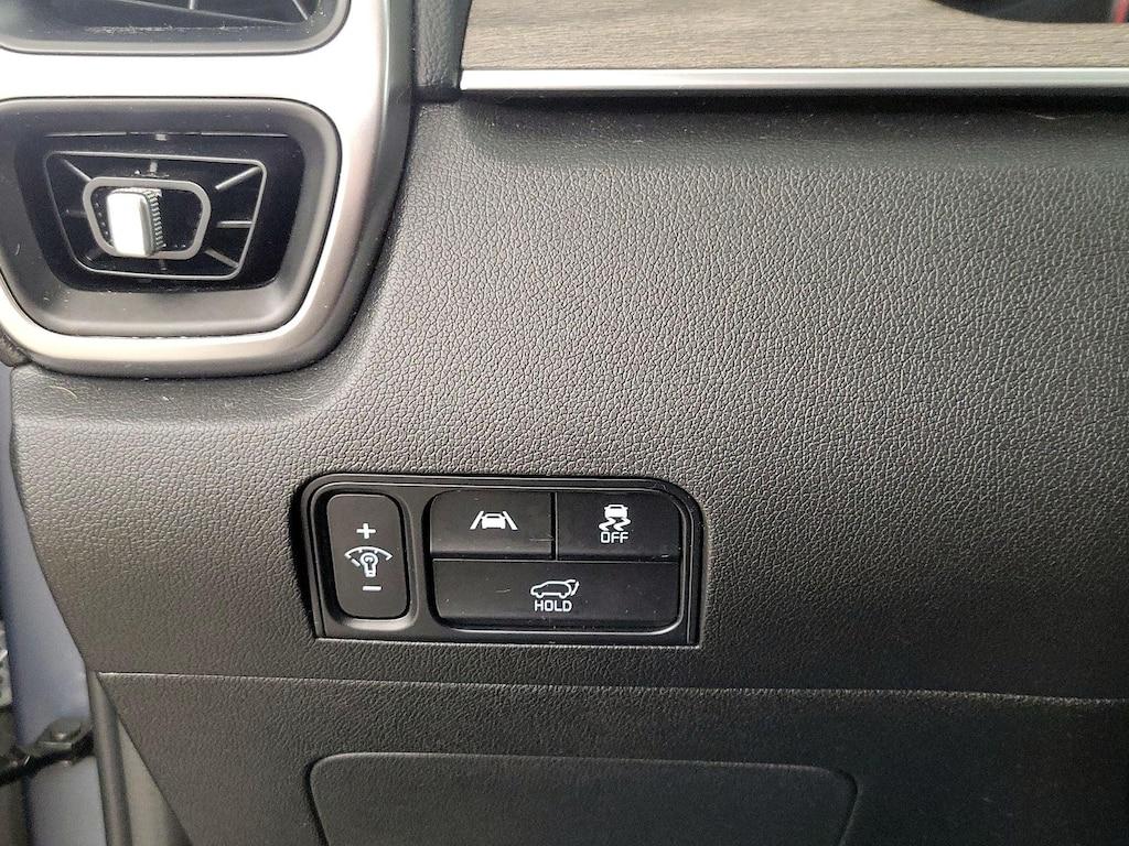 used 2023 Kia Sorento car, priced at $31,998