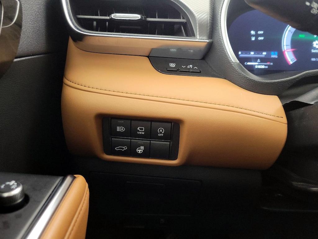 used 2023 Toyota Highlander car, priced at $38,998