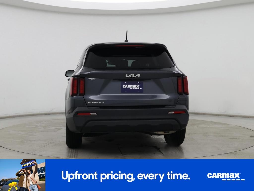 used 2023 Kia Sorento car, priced at $25,998