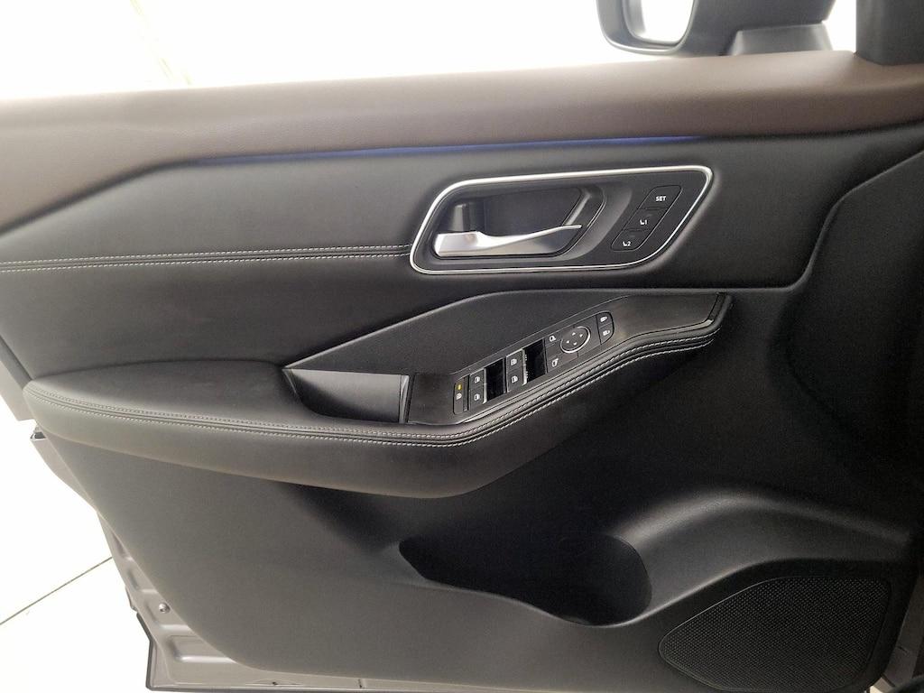 used 2023 Nissan Rogue car, priced at $25,998