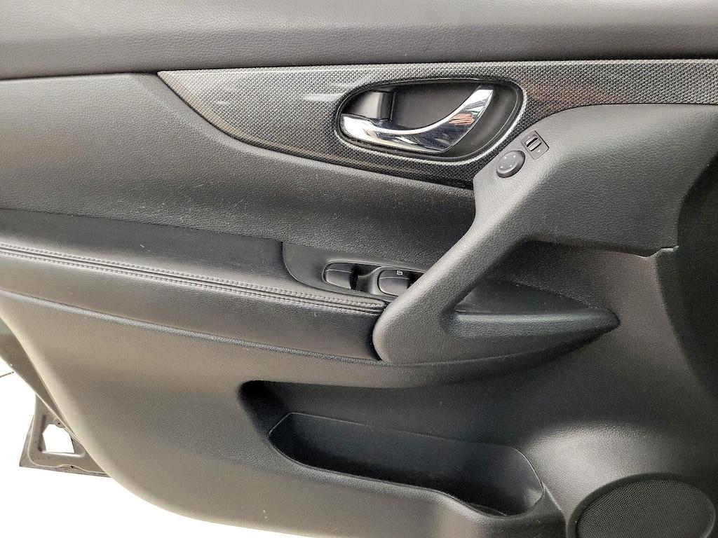 used 2016 Nissan Rogue car, priced at $14,599