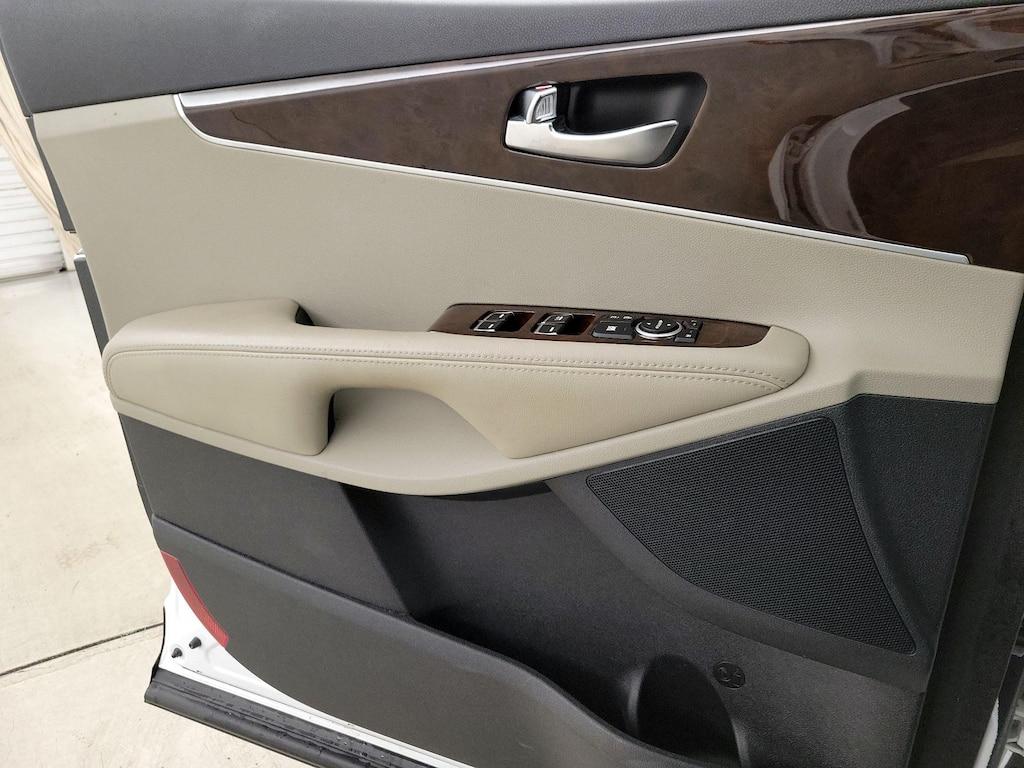 used 2016 Kia Sorento car, priced at $16,998