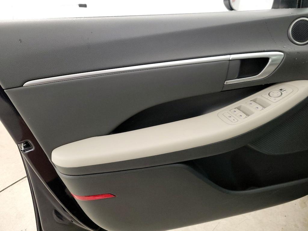 used 2022 Hyundai Sonata Hybrid car, priced at $23,998