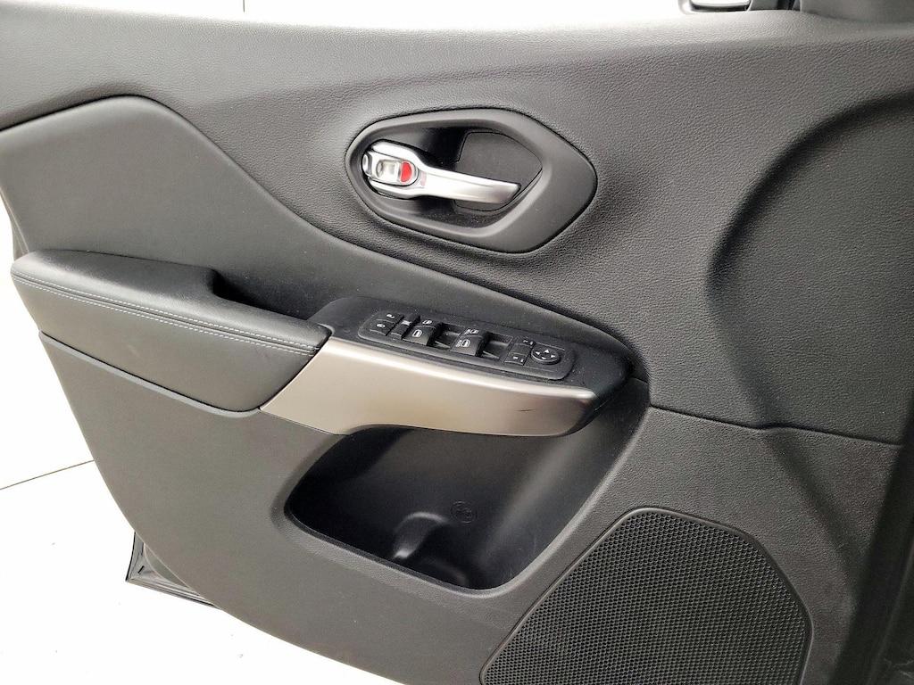 used 2020 Jeep Cherokee car, priced at $18,998
