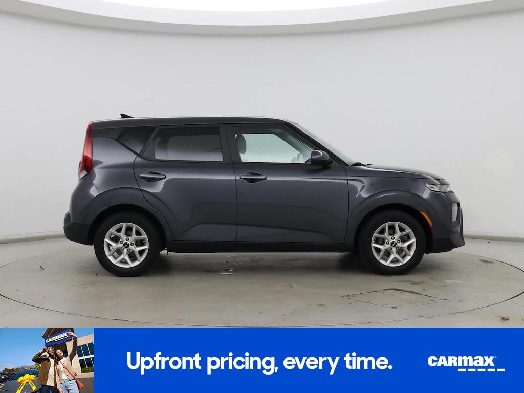 used 2022 Kia Soul car, priced at $18,998
