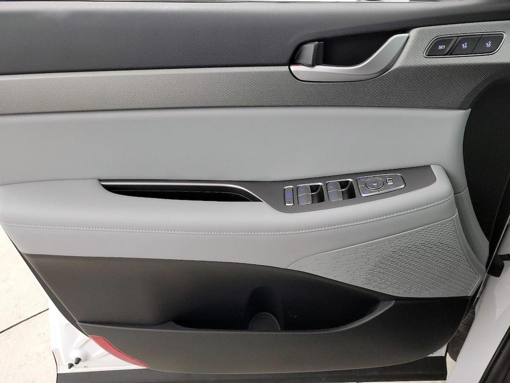 used 2025 Hyundai Palisade car, priced at $46,998