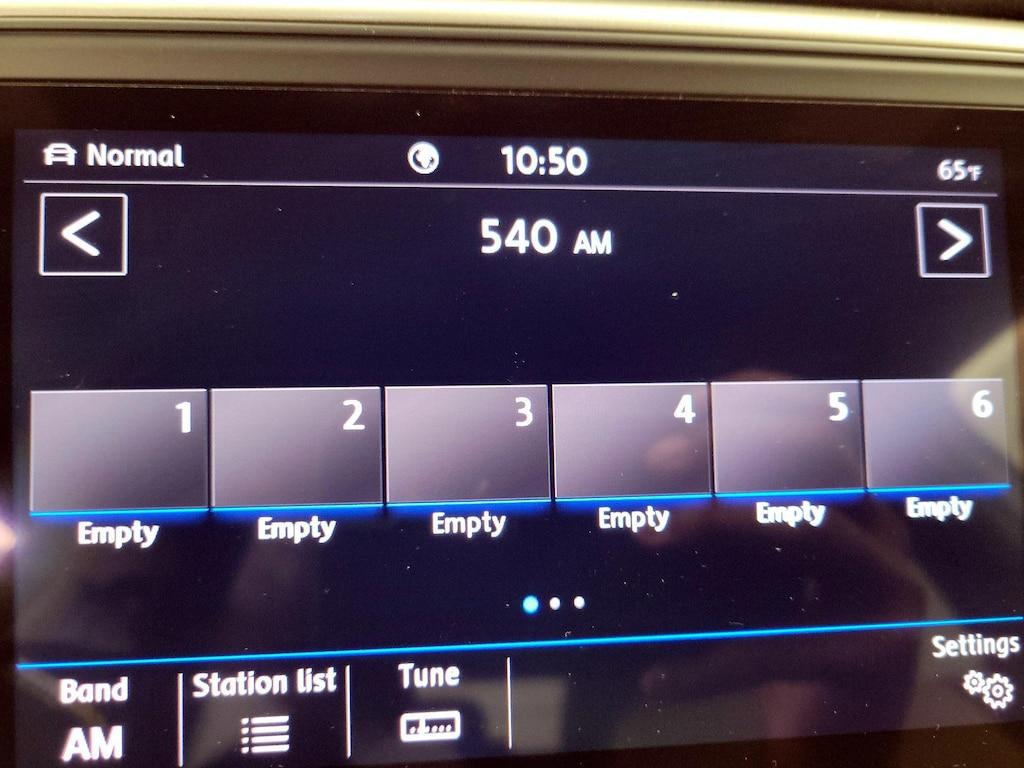 used 2020 Volkswagen Atlas Cross Sport car, priced at $24,998