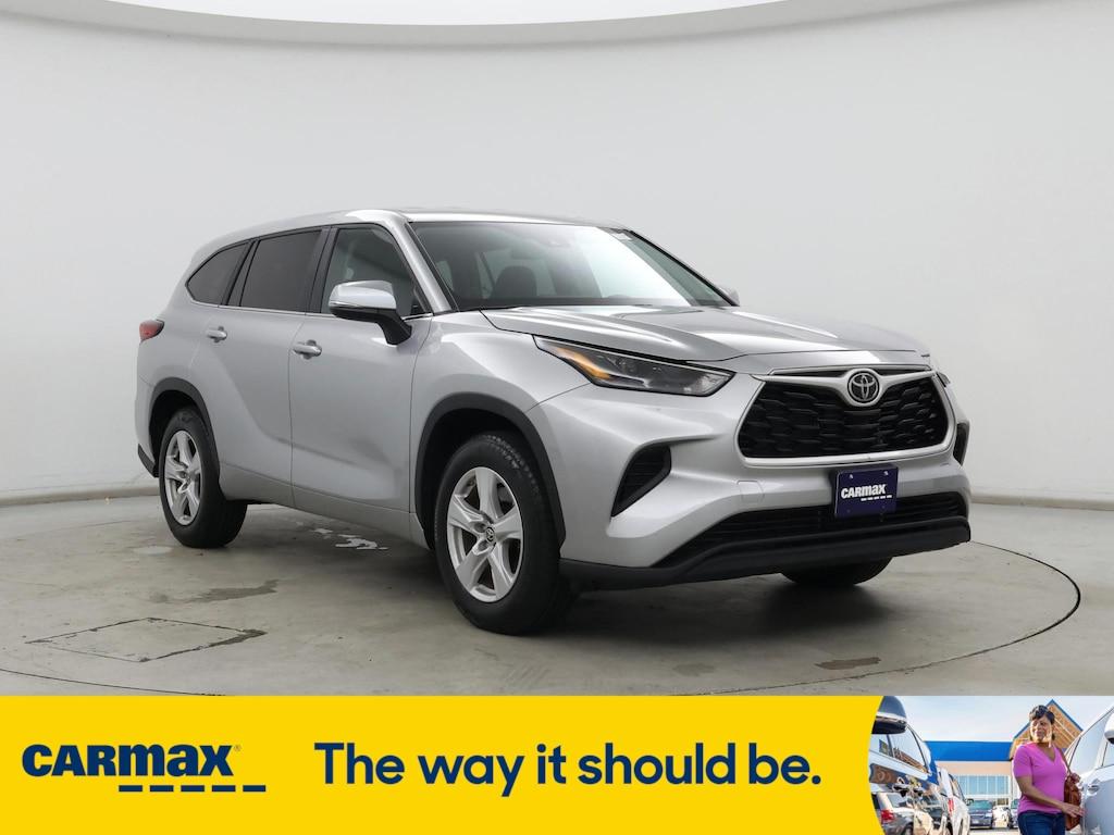used 2023 Toyota Highlander car, priced at $33,998