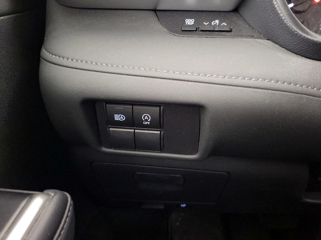 used 2023 Toyota Highlander car, priced at $33,998
