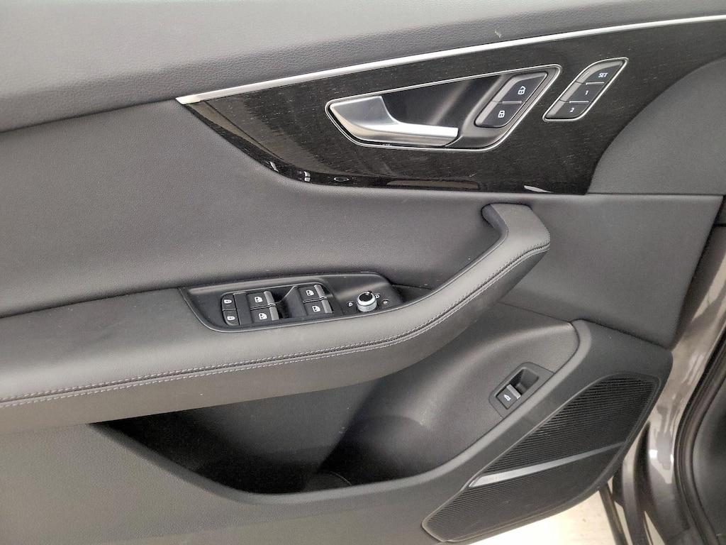 used 2023 Audi Q7 car, priced at $50,998