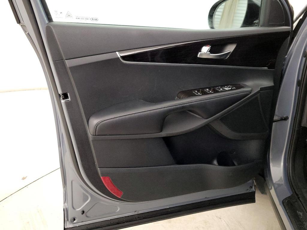 used 2020 Kia Sorento car, priced at $21,998