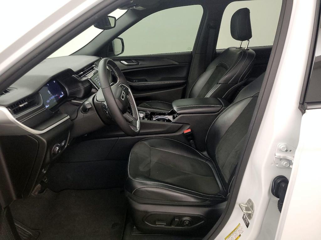 used 2023 Jeep Grand Cherokee car, priced at $32,998