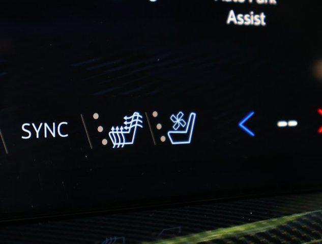 new 2025 Chevrolet Traverse car, priced at $55,645