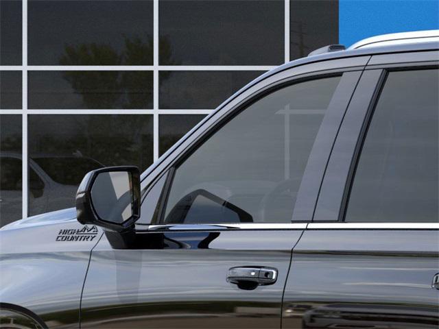 new 2025 Chevrolet Suburban car, priced at $99,300