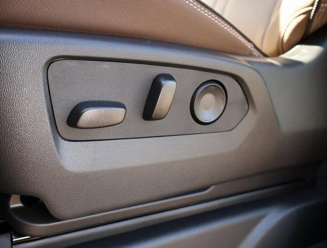 new 2025 Chevrolet Suburban car, priced at $99,300
