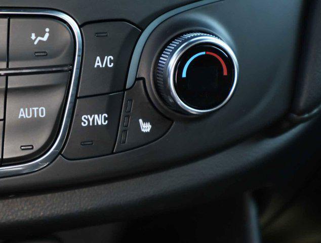 used 2023 Chevrolet Traverse car, priced at $31,900