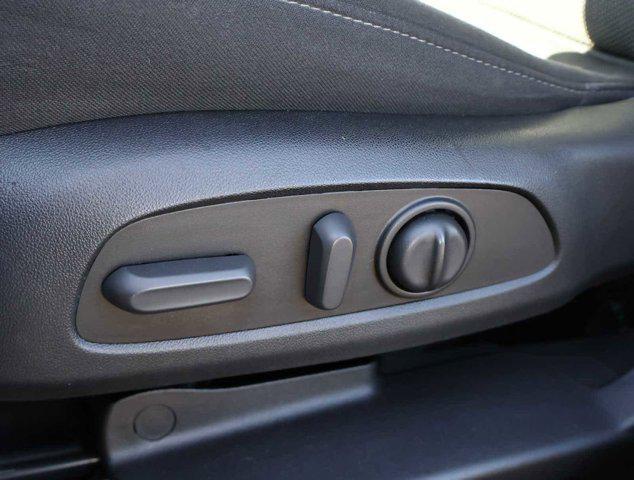 used 2023 Chevrolet Traverse car, priced at $31,900