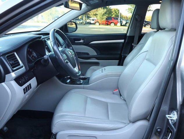 used 2018 Toyota Highlander car, priced at $24,990