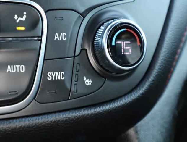 used 2023 Chevrolet Equinox car, priced at $25,700