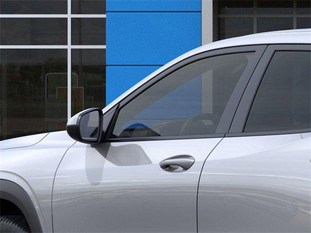 new 2025 Chevrolet Trax car, priced at $22,890