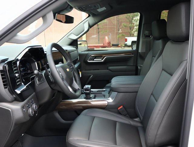 new 2025 Chevrolet Silverado 1500 car, priced at $58,380