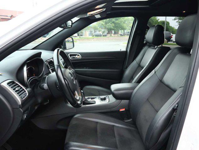 used 2022 Jeep Grand Cherokee car, priced at $27,988