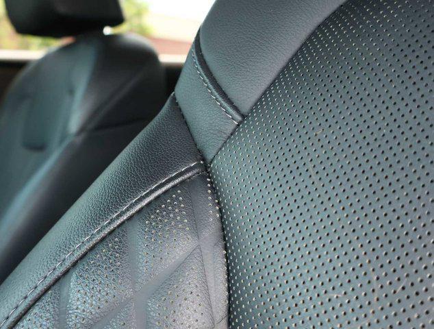 used 2022 Kia Sorento car, priced at $28,700