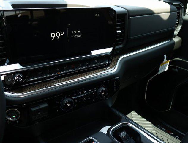 new 2025 Chevrolet Silverado 1500 car, priced at $59,635