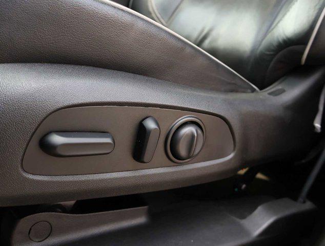 used 2021 Chevrolet Traverse car, priced at $28,750