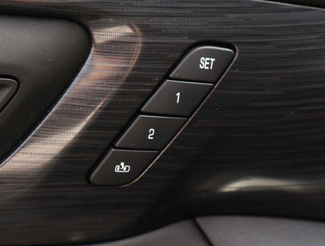 used 2021 Chevrolet Traverse car, priced at $28,750