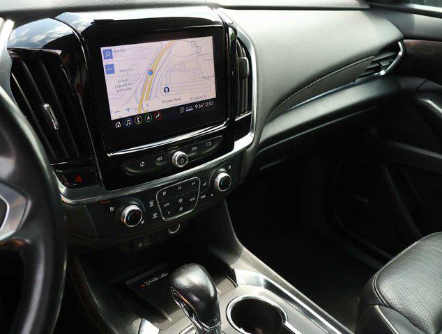used 2021 Chevrolet Traverse car, priced at $28,750