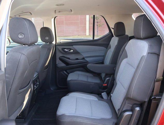 used 2021 Chevrolet Traverse car, priced at $21,988