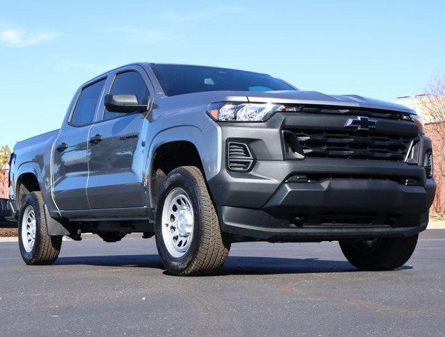 new 2025 Chevrolet Colorado car, priced at $37,005