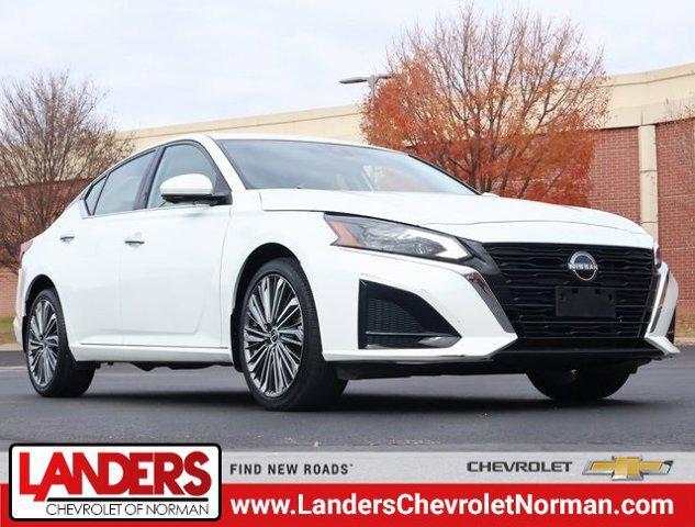 used 2023 Nissan Altima car, priced at $24,250