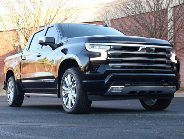 new 2025 Chevrolet Silverado 1500 car, priced at $70,645
