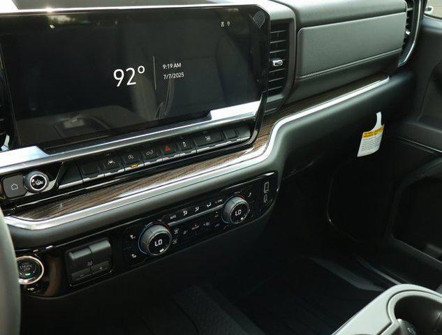 new 2025 Chevrolet Silverado 1500 car, priced at $50,445