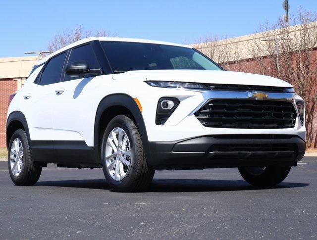 new 2025 Chevrolet TrailBlazer car, priced at $22,285