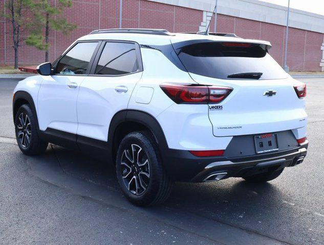 new 2025 Chevrolet TrailBlazer car, priced at $31,120