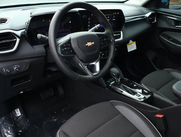 new 2025 Chevrolet TrailBlazer car, priced at $28,755