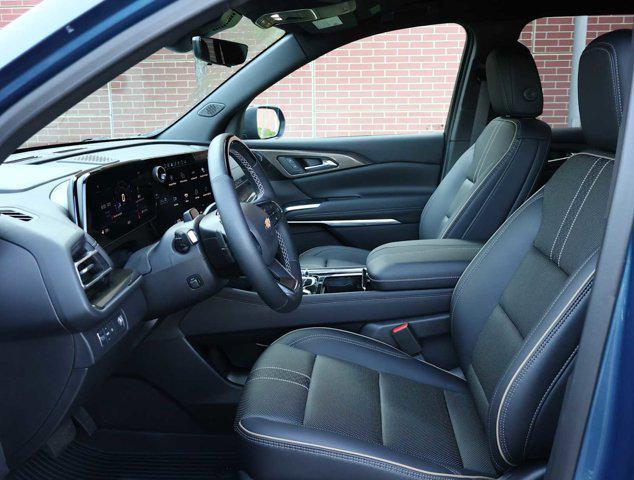 used 2025 Chevrolet Traverse car, priced at $54,500