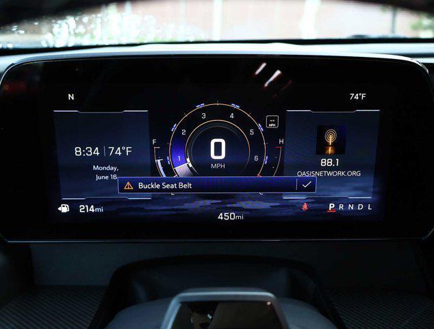 used 2025 Chevrolet Traverse car, priced at $54,500