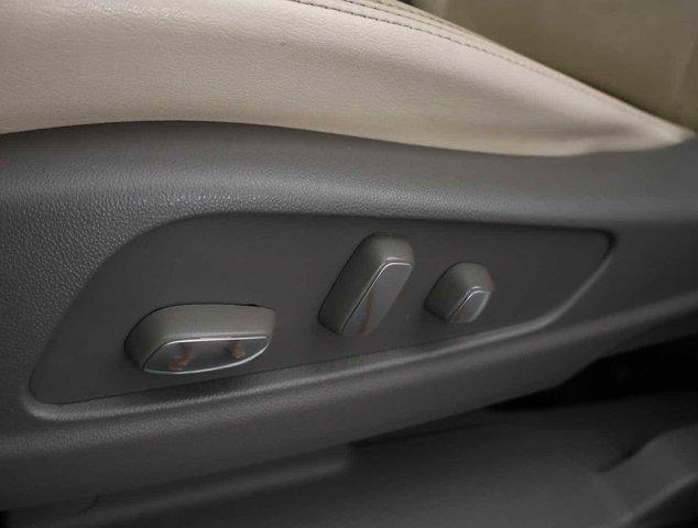 used 2020 Cadillac XT6 car, priced at $26,790