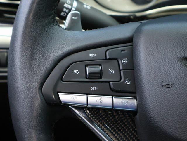 used 2023 Cadillac XT6 car
