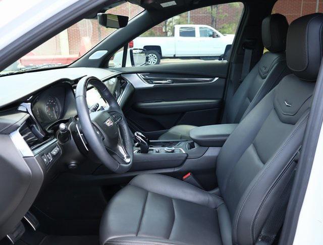 used 2023 Cadillac XT6 car
